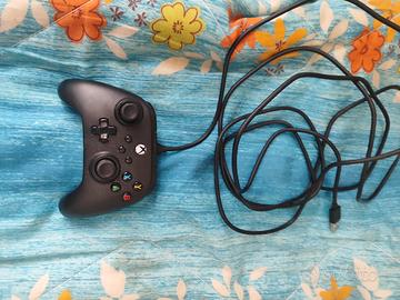 Controller cablato Xbox compatibile con pc