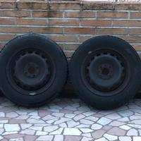 Cerchi Fiat con pneumatici 4 stagioni