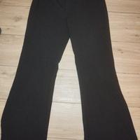 pantaloni a zampa pull&bear 