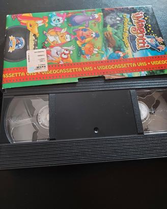 VHS  I magotti e la pentola magica