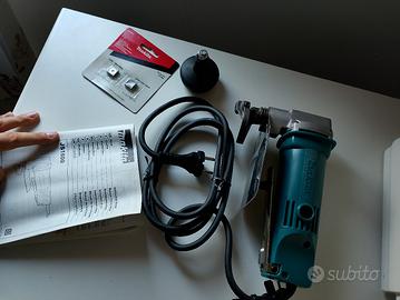 cesoia per lamiera JS1600 Makita 