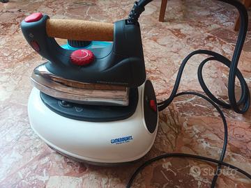 Ferro da stiro con caldaia Menowatt