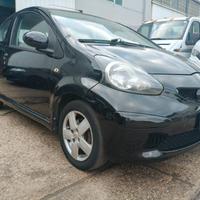 Toyota Aygo 1.0 benzina CON GARANZIA