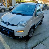 Fiat Panda 0.9 TwinAir Turbo Natural Power Trekkin