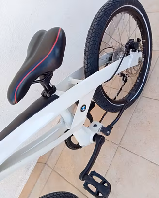 bici BMW Junior Cruise Bike