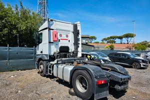 SINISTRATO Mercedes Benz ACTROS MOTRICE 1845