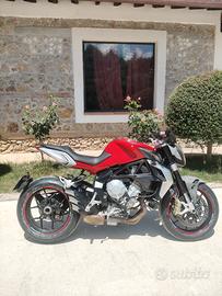 MV AUGUSTA BRUTALE 675