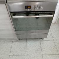 cucina ad induzione con forno