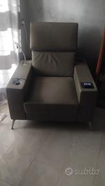 Poltrona Super Accessoriata 