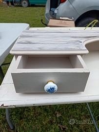 Mensola con cassetti 