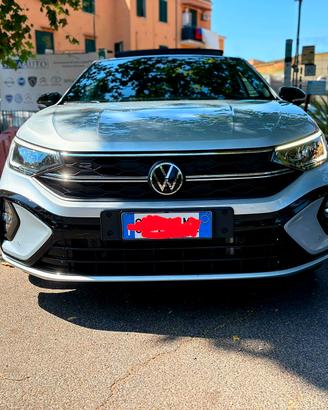 Volkswagen Taigo 1.5 TSI ACT 150 CV DSG R-Line
