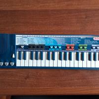 tastiera musicale giocattolo