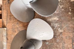 Elica 15x17 volvo Destrorsa Sinistrorsa