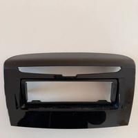 Mascherina per autoradio lancia Y 2018