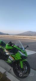 zx6r 2025