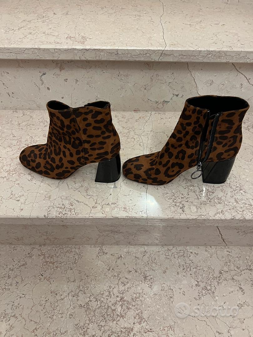 Stivaletti 2025 leopardati stradivarius