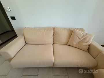 Divano Doimo 2 e 3 posti color beige perfetto
