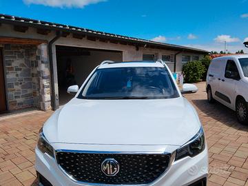 MG ZS EV  elettrica  luxury