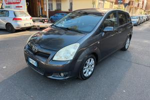 Toyota Corolla 2.2 D 136cv - 7 POSTI -