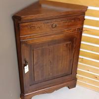 Angoliera in legno massello - ARTE POVERA