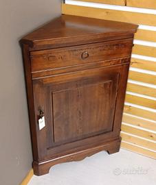 Angoliera in legno massello - ARTE POVERA