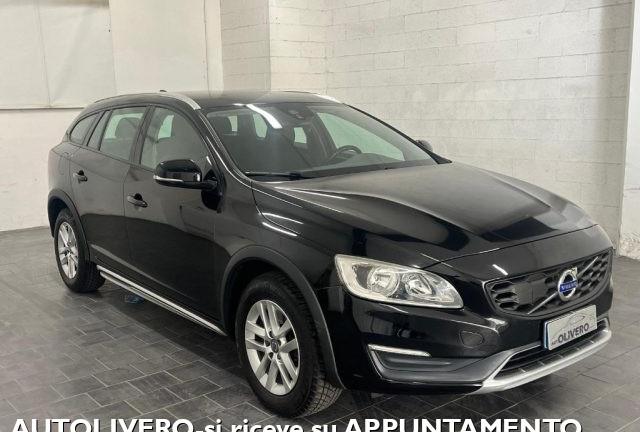 VOLVO V60 Cross Country D3 Geartronic Momentum