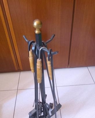 Alamari in ferro battuto per camino