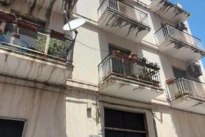 Via Messina-Ognina 28 Vani con Giardino e Terrazze