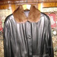 Giacca da donna in pelle nera nuova