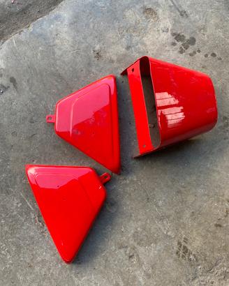 Coppia fianchetti laverda 125