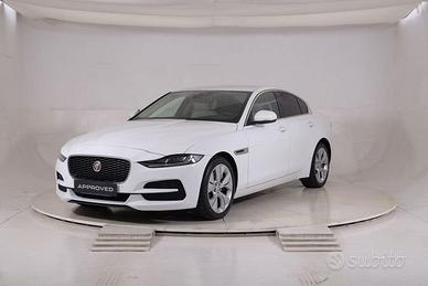 Jaguar XE Diesel 2.0d i4 HSE 180cv auto