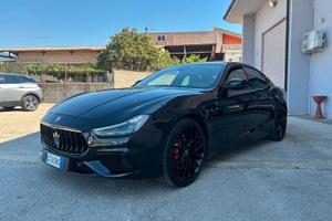 Maserati Ghibli V6 430 CV AWD Modena S Q4 09/2021