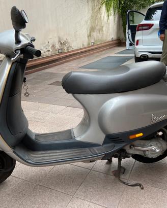 Vespa Piaggio ET4 50-2002