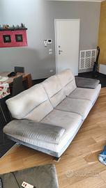 2 divani… uno 2 posti laltro 3