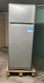 Frigorifero congelatore Indesit