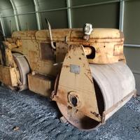 Rullo compattatore vibrante