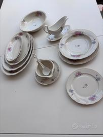 Set di 12 piatti in ceramica