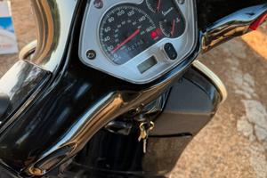vespa 300 gts