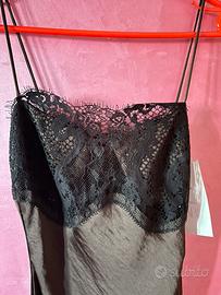 Abito Zara virale satinato con pizzo