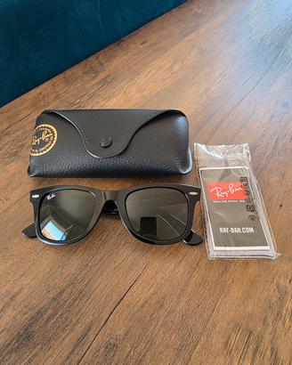Occhiali da sole Ray-Ban Wayfarer Neri - Nuovi
