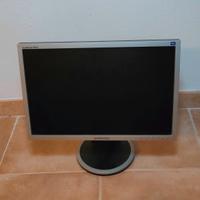 Monitor Samsung modello 940BW LCD