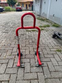 Cavalletto per moto