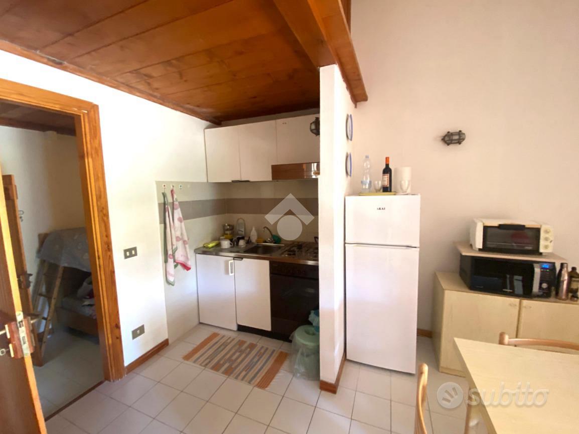 3 LOCALI A STINTINO - Altro
