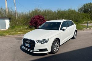 Audi A3 SPB 1.6 TDI BUSINESS