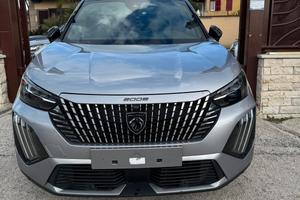Peugeot 2008 PureTech 130 S&S EAT8 GT
