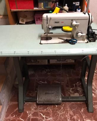 Macchina da cucire PFAFF 260