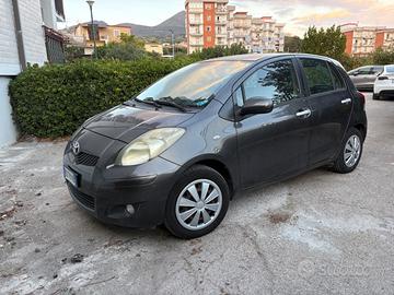 Toyota Yaris 1.0 GPL 5 porte Sol