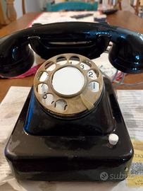 telefono in bakelite