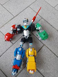 VOLTRON ROBOT METALLO E PLASTICA 