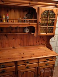 Credenza in abete